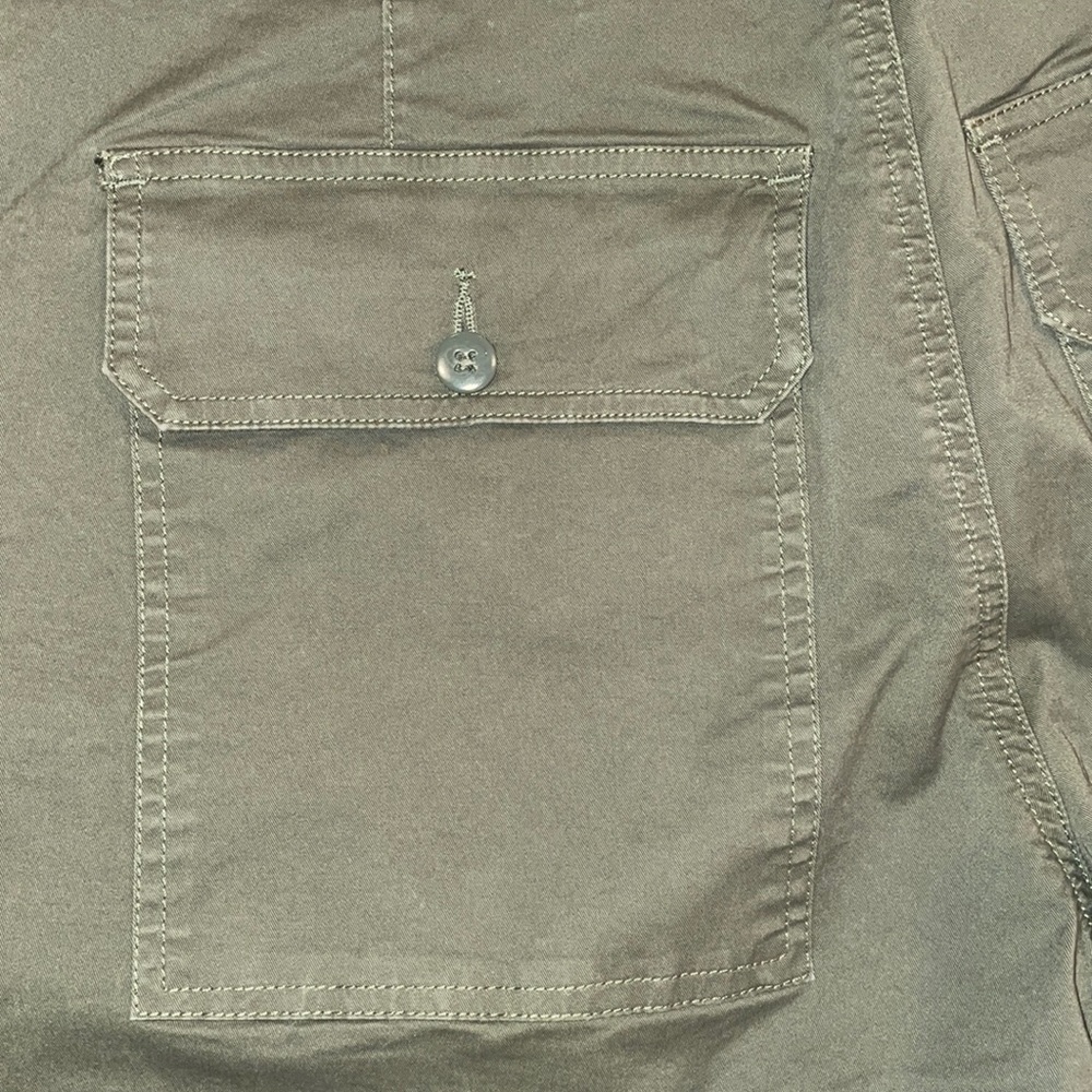 NWOT CLOSED Khaki Pants, Size 27 & 26 - Picture 5 of 13